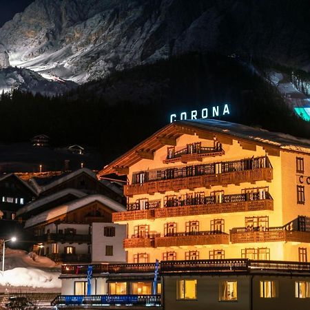 Hotel Corona Cortina dʼAmpezzo Exterior foto